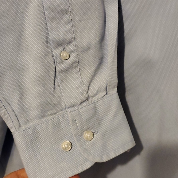 Dockers light blue dress shirt🎉🎉HP🎉🎉 - Picture 6 of 7